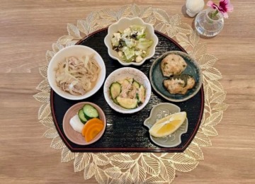 【✴︎今週のPUREの気まぐれおばんざいプレートは、スペシャル企画です！✴︎】